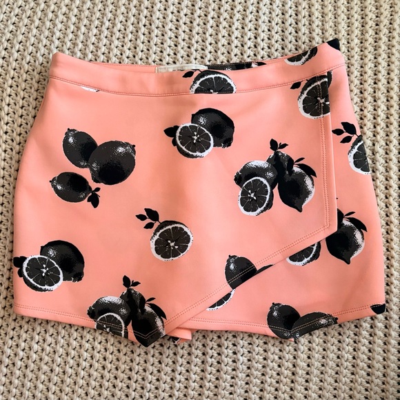❣️$7 Deal❣️Abercrombie and Fitch Scuba Skort - Picture 1 of 12